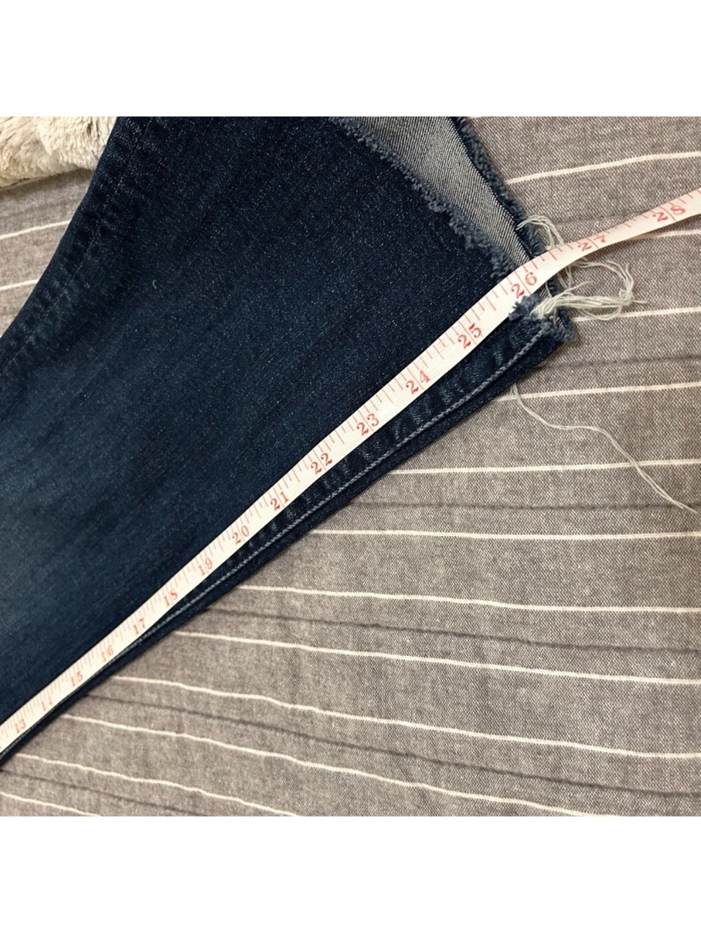 ❤️MOTHER DENIM•THE INSIDER CROP STEP FRAY~Love On The Edge❤️VVEUC $248 - Picture 7 of 10